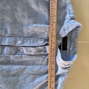 Banana Republic Pale Blue Textured Button-Up Shirt